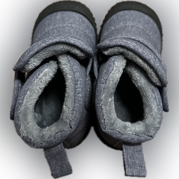 JAN & JUL Toasty-Dry Water-Resistant Winter Boots for Toddlers, Size 6, Grey - Picture 2 of 10